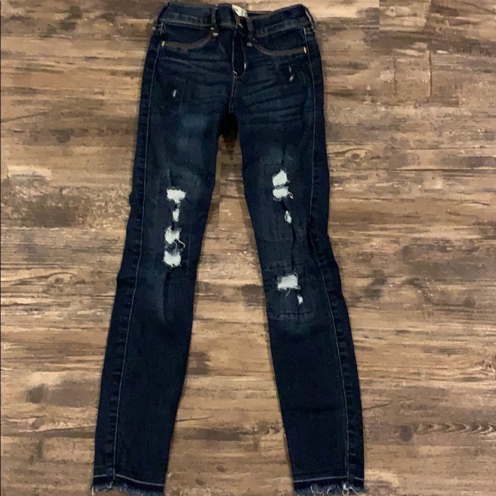 Dark dark blue ripped jeans